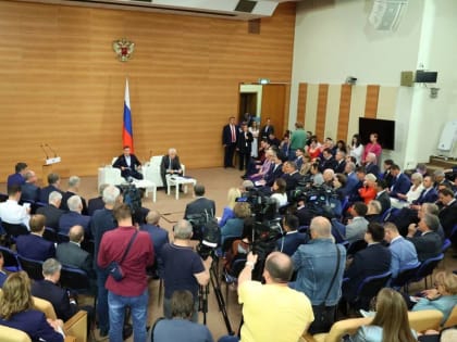 Поддержка фронта и исполнение народной программы: «Единая Россия» подвела итоги весенней сессии