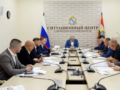 В Курске завершаются первый и второй этапы укладки новых рельсовых путей для трамваев благодаря активной работе инвестора