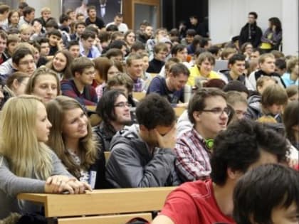 Более 36 тыс. бюджетных мест выделят для абитуриентов из новых регионов России