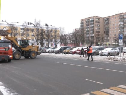 В Курске за сутки вывозят до 2-х тысяч кубометров снега