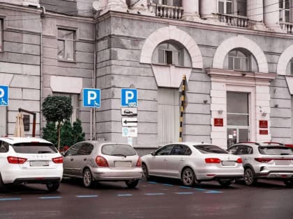 Мэр города Курска рассказал о первых итогах работы платных парковок
