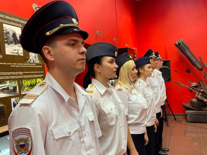 В Железногорске полицейские приняли присягу и принесли клятву Родине