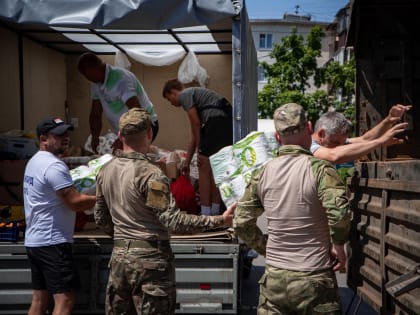 В зону СВО из Курска передали гуманитарную помощь