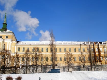 В Курске отменили конкурс на реконструкцию мужской гимназии за 1,4 млрд рублей