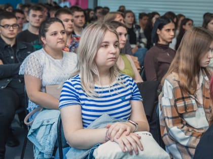 Расул Гамзатов: Хочу работать, жить, хочу писать, служить Вам…