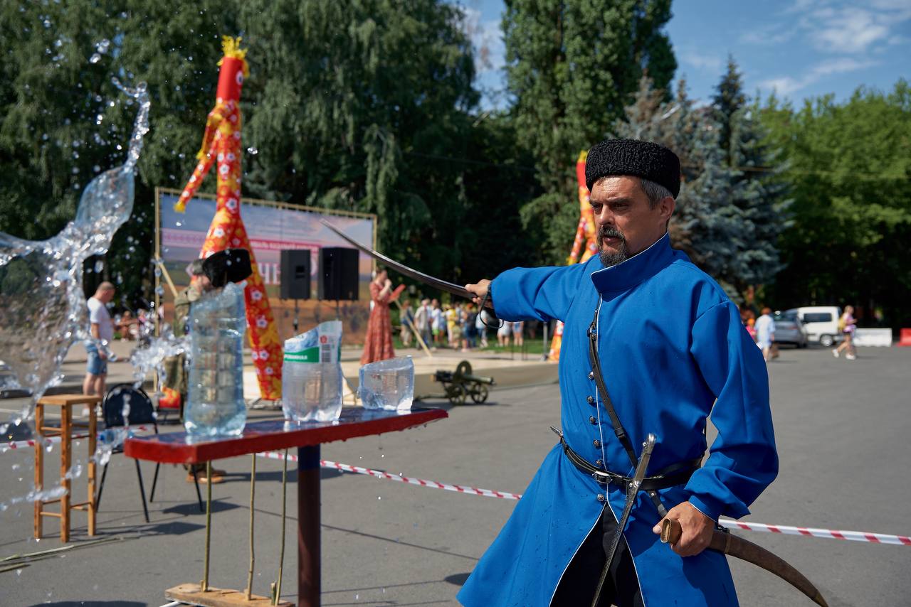 Курский русь. Фестиваль казачьей культуры в Курске. Казачья Русь. Казачья культура. Курские казаки.