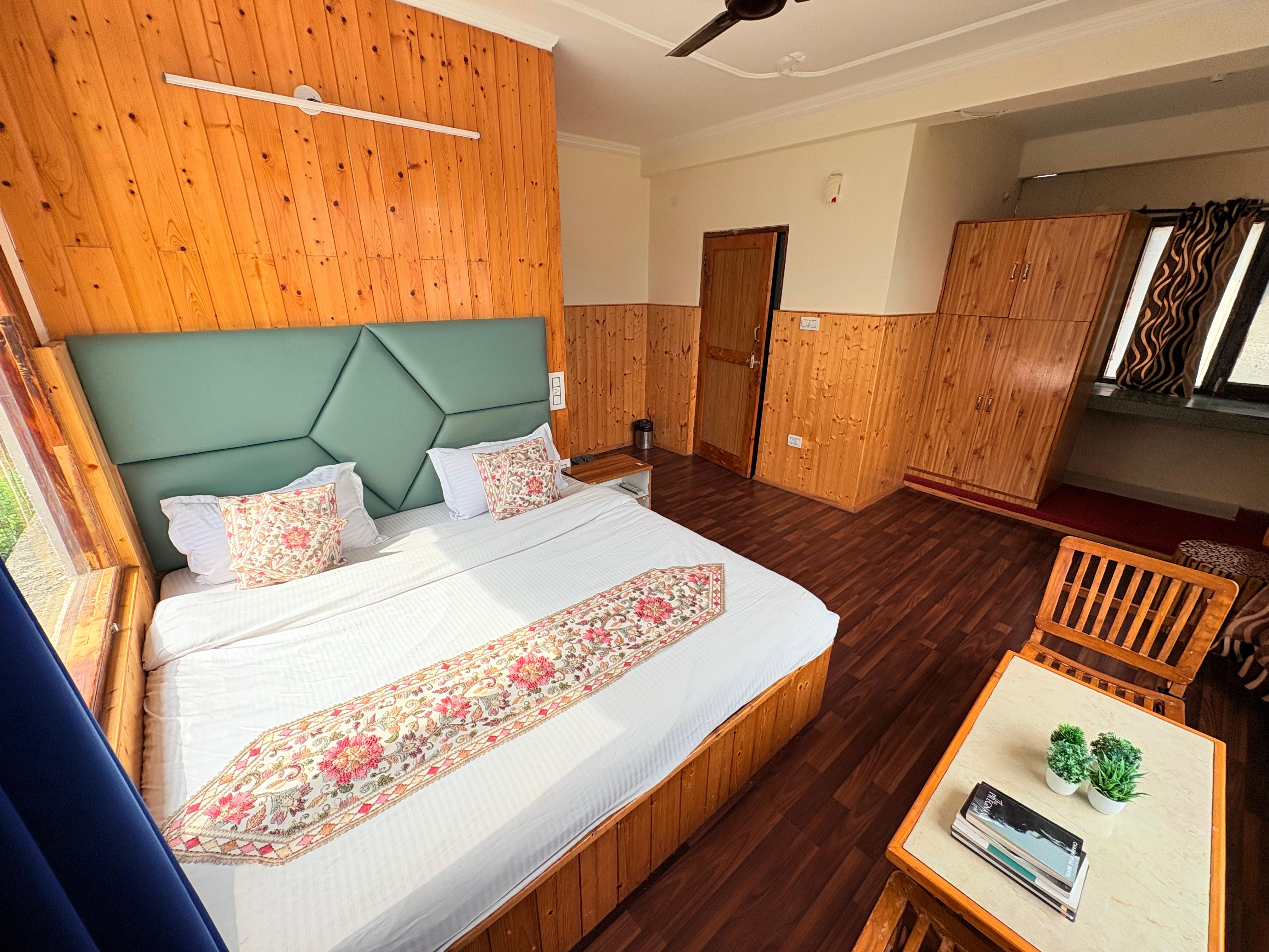 O9STAY BY The Heaven Paradise (MANALI) 24