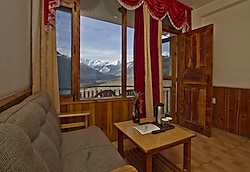 Sarthak Resorts by O9 STAY 17