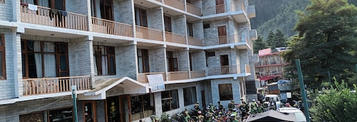 Sarthak Resorts by O9 STAY 23