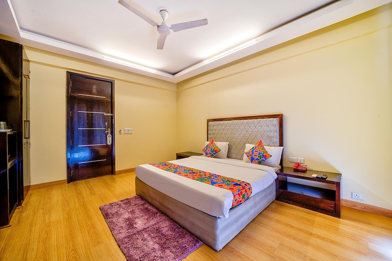 O9 stay  Rivlet - Hotel in DLF Phase 3 thumbnail 14