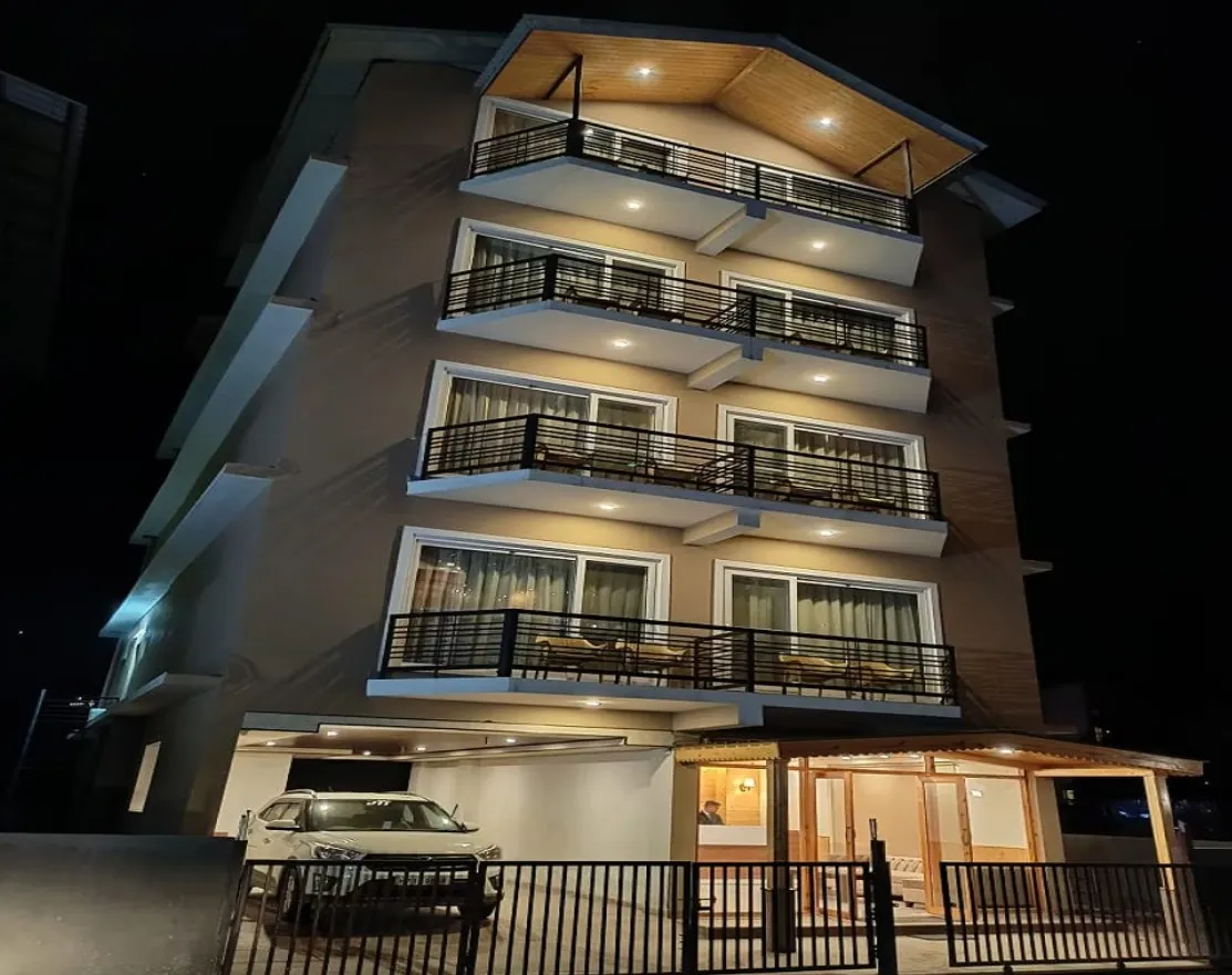 O9 stay Simsa Heights Manali 5