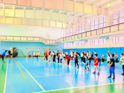 Предновогодние «Веселые старты» для детей прошли в Кашире