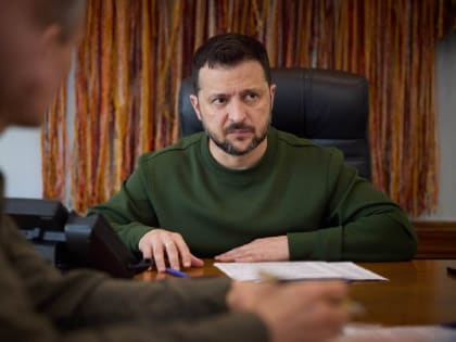 «Повесил Конституцию в туалете»: экс-нардеп Рады обвинил Зеленского в намерении уволить Шмыгаля