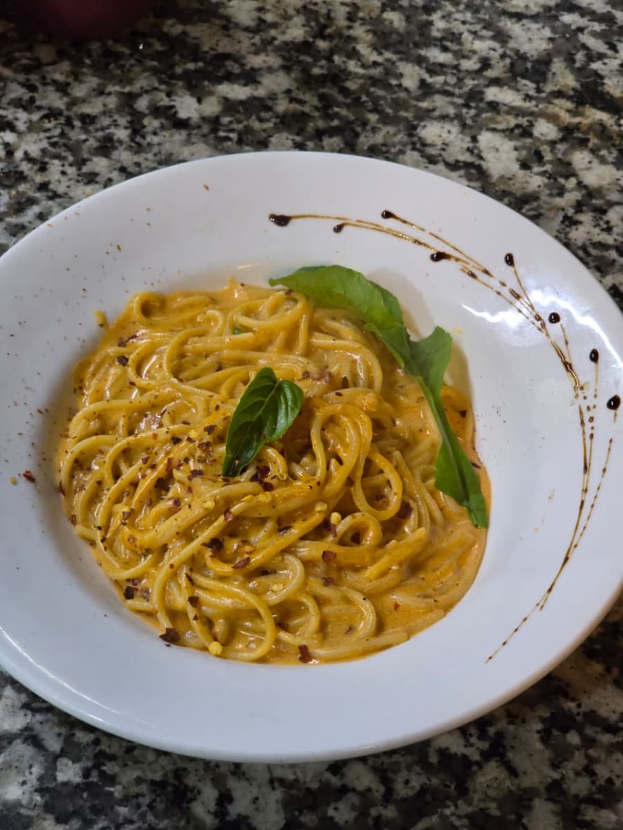Dessert platter with local honey and fresh fruit