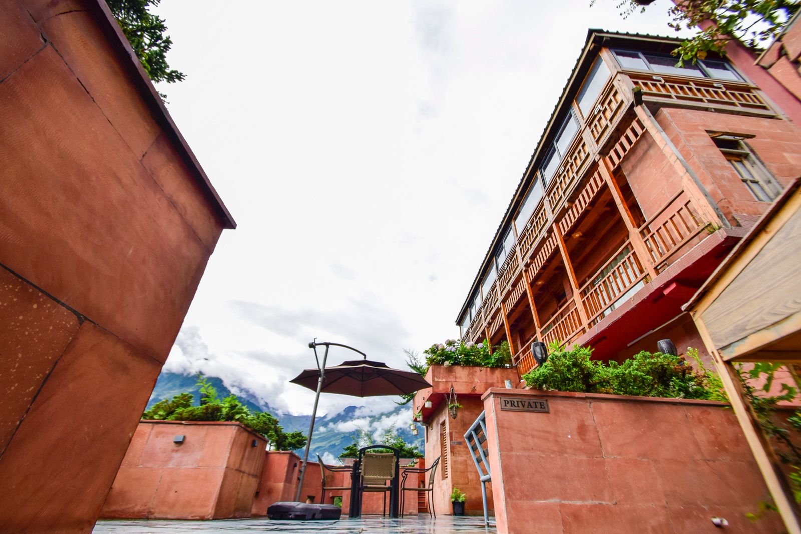 The Last Resort - Beautiful resort moments