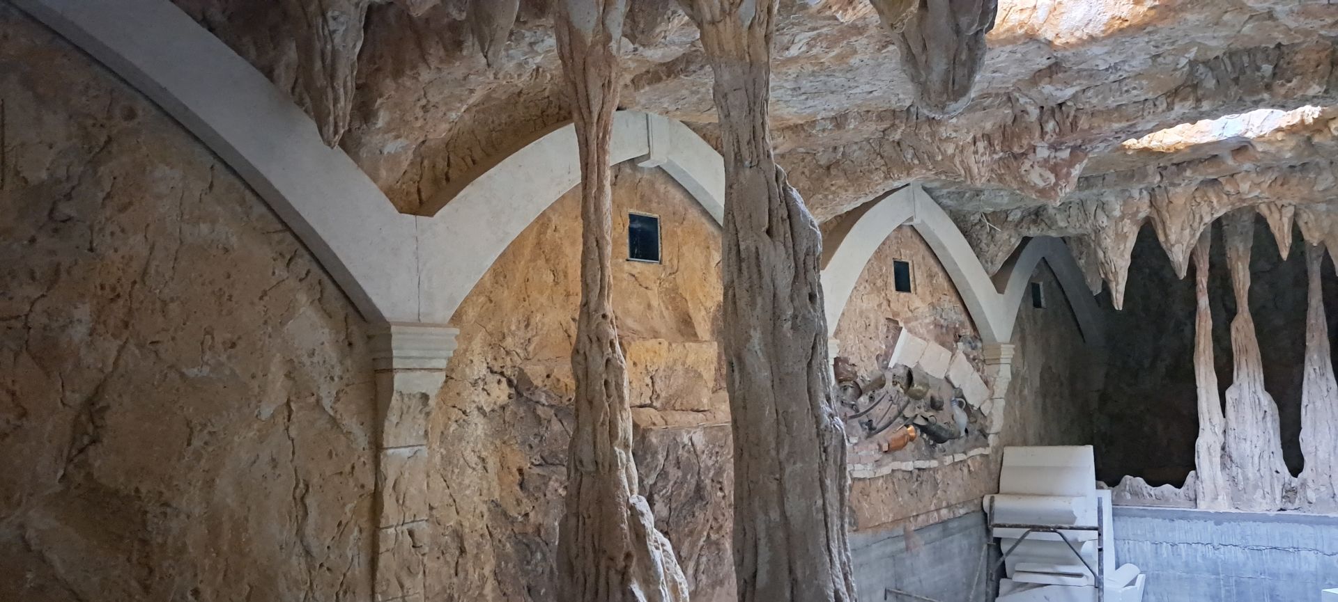 spa pestera tematica Arteus