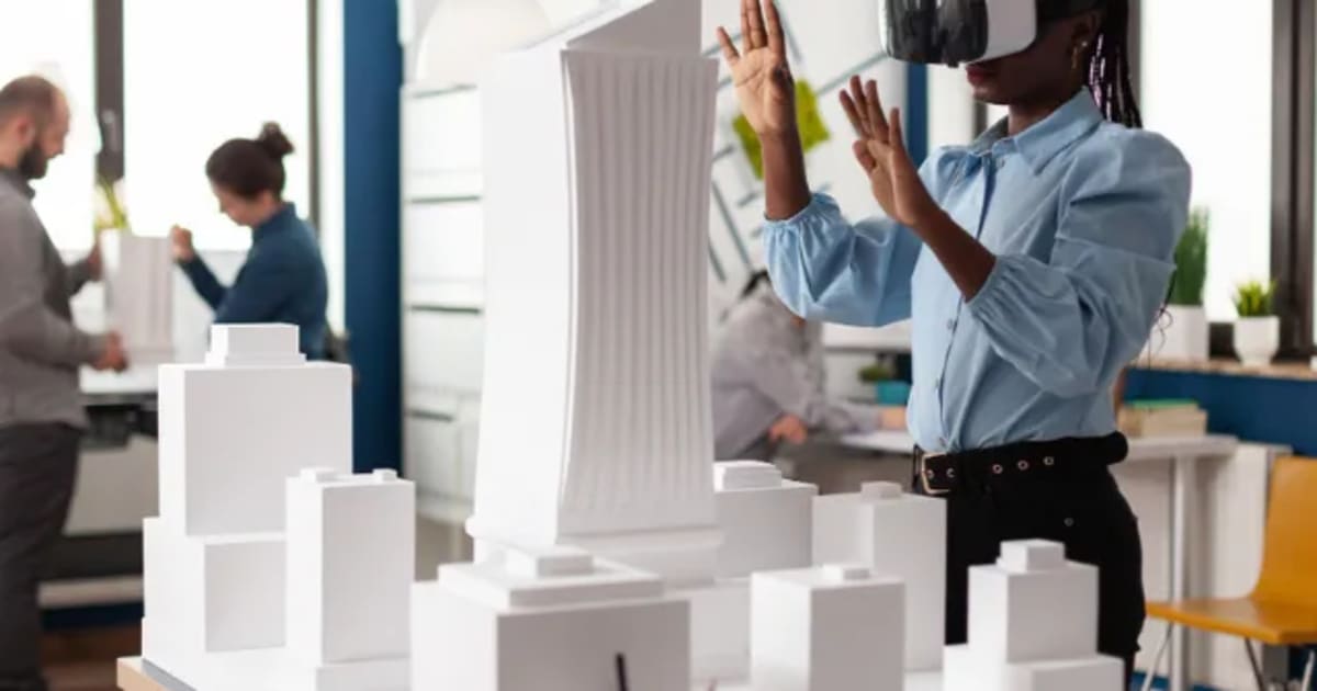 VR in Architecture and Real Estate: Visualizing Spaces Like Never Before