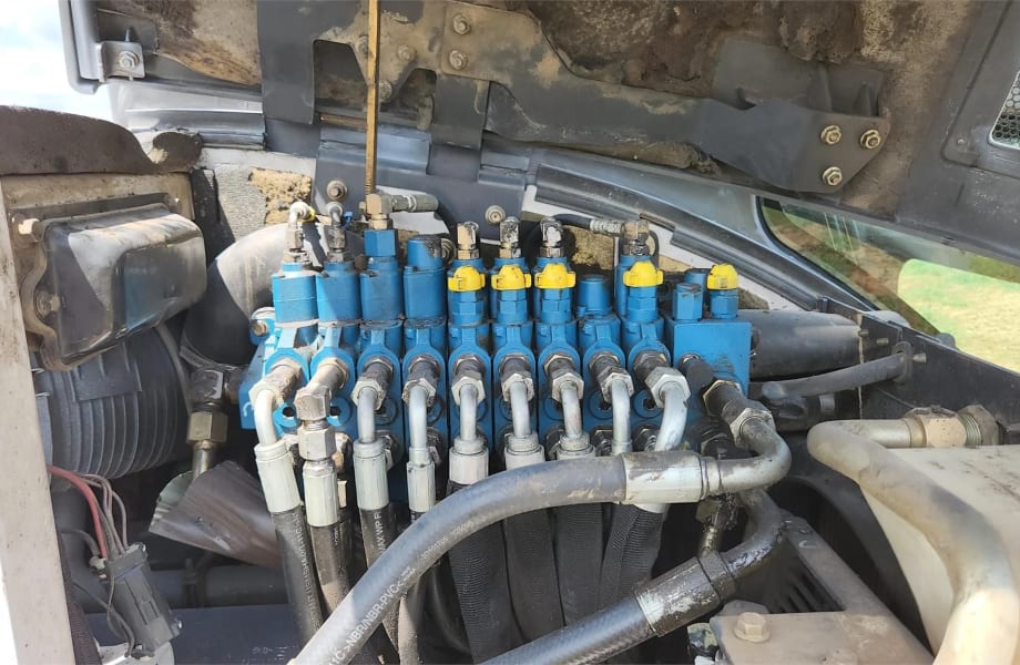 2006 BOBCAT 435AG for sale $21,500 at Equipment &Trucks Sales in HANNIBAL, MO 63401