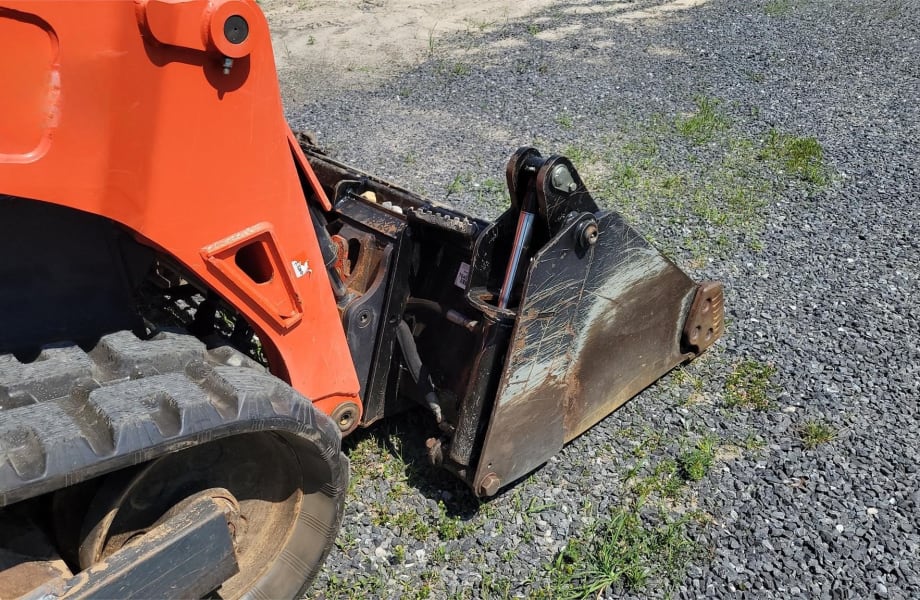 2020 KUBOTA SVL65-2 for sale $21,950 at Equipment &Trucks Sales in HANNIBAL, MO 63401