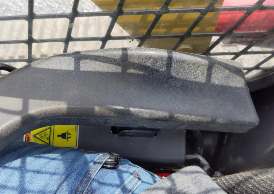 2018 CATERPILLAR 239D for sale $25,800