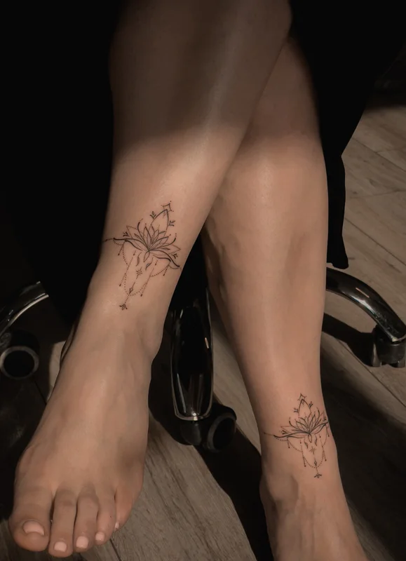 ornamental tattoo bracelet on the legs lotus