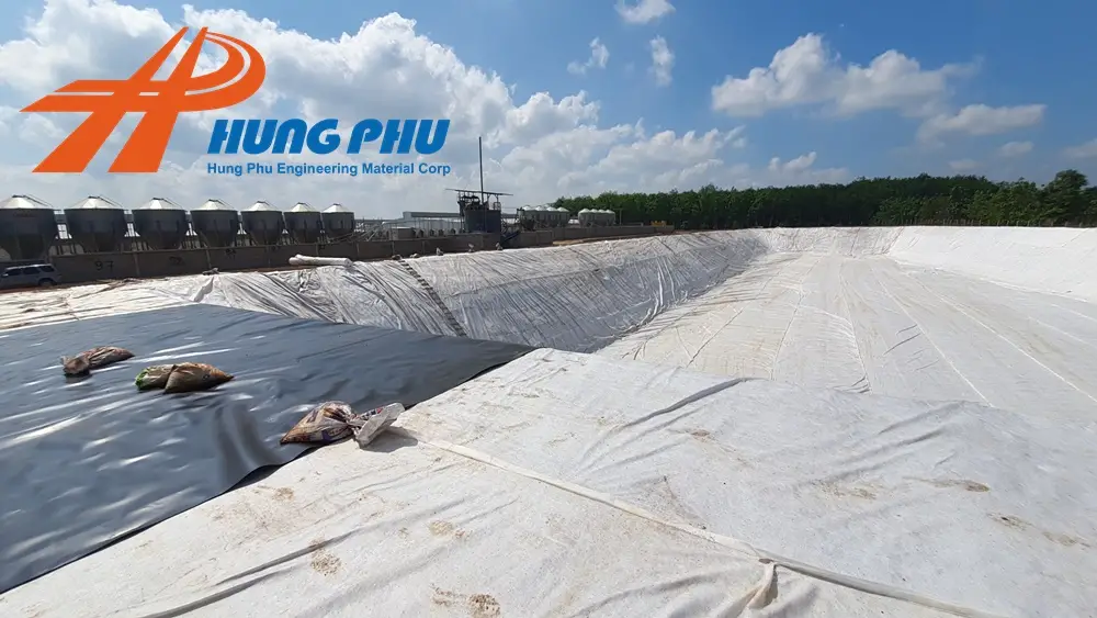 Bạt Lót Hồ - “Áo Giáp” Thủy Sinh Đa Năng Cho Mọi Công Trình