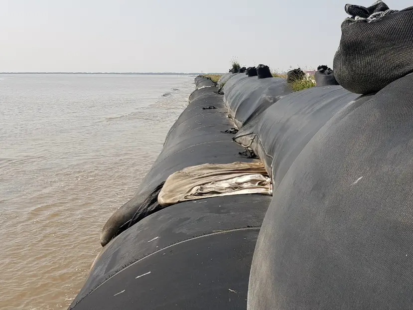 Thi Công Ống Geotube: Giải Pháp Toàn Diện Cho Các Vấn Đề Về Bờ Kè