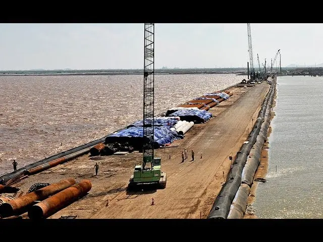 Thi Công Ống Geotube: Giải Pháp Toàn Diện Cho Các Vấn Đề Về Bờ Kè