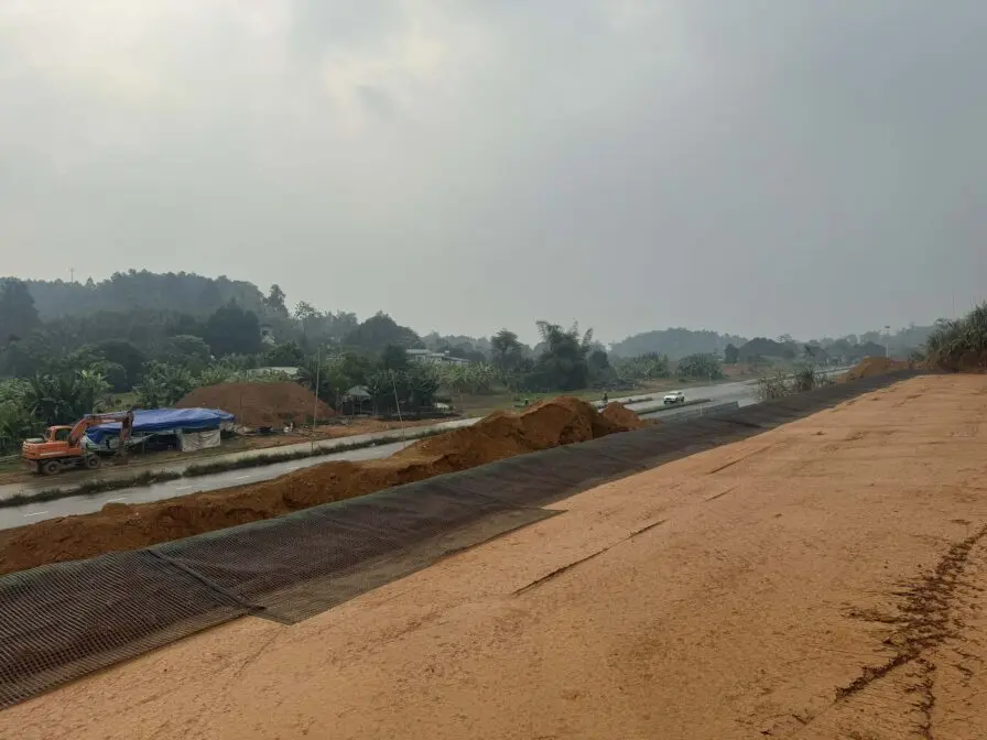 Tường Chắn Lưới Địa Kỹ Thuật: Giải Pháp Chống Sạt Lở Hiệu Quả