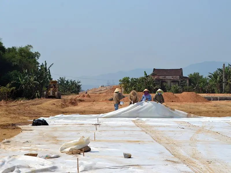 Vải Địa Kỹ Thuật Không Dệt - Giải Pháp Xanh Cho Công Trình Bền Vững