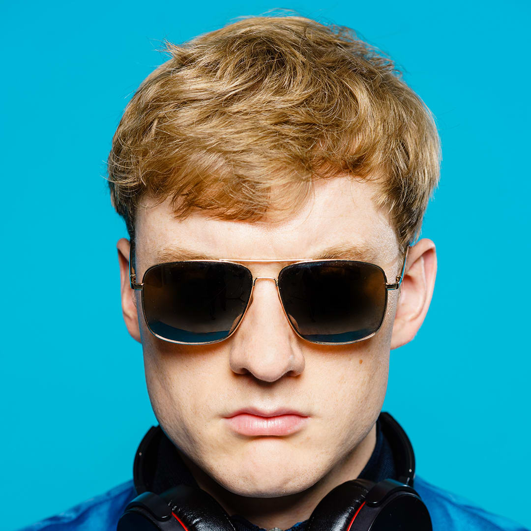 James Acaster - COLD LASAGNE HATE MYSELF 1999