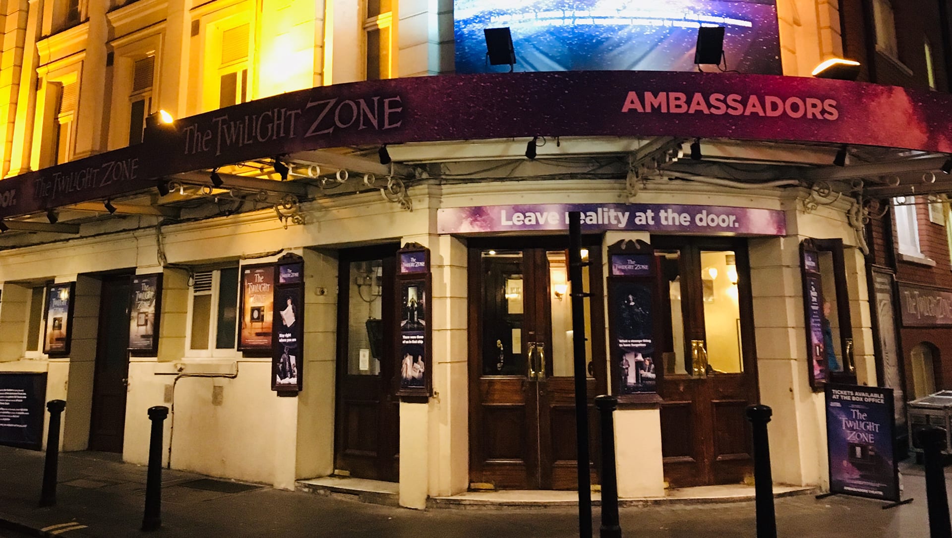 ghost-stories-ambassadors-theatre-atg-tickets