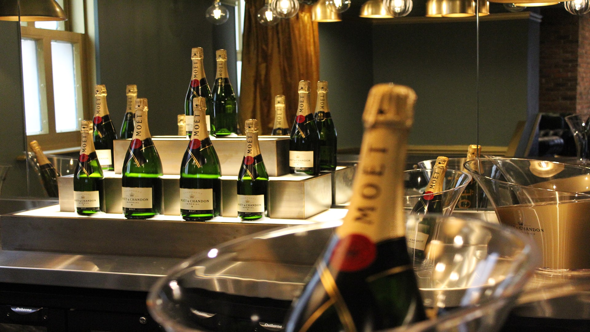Champagne Bar