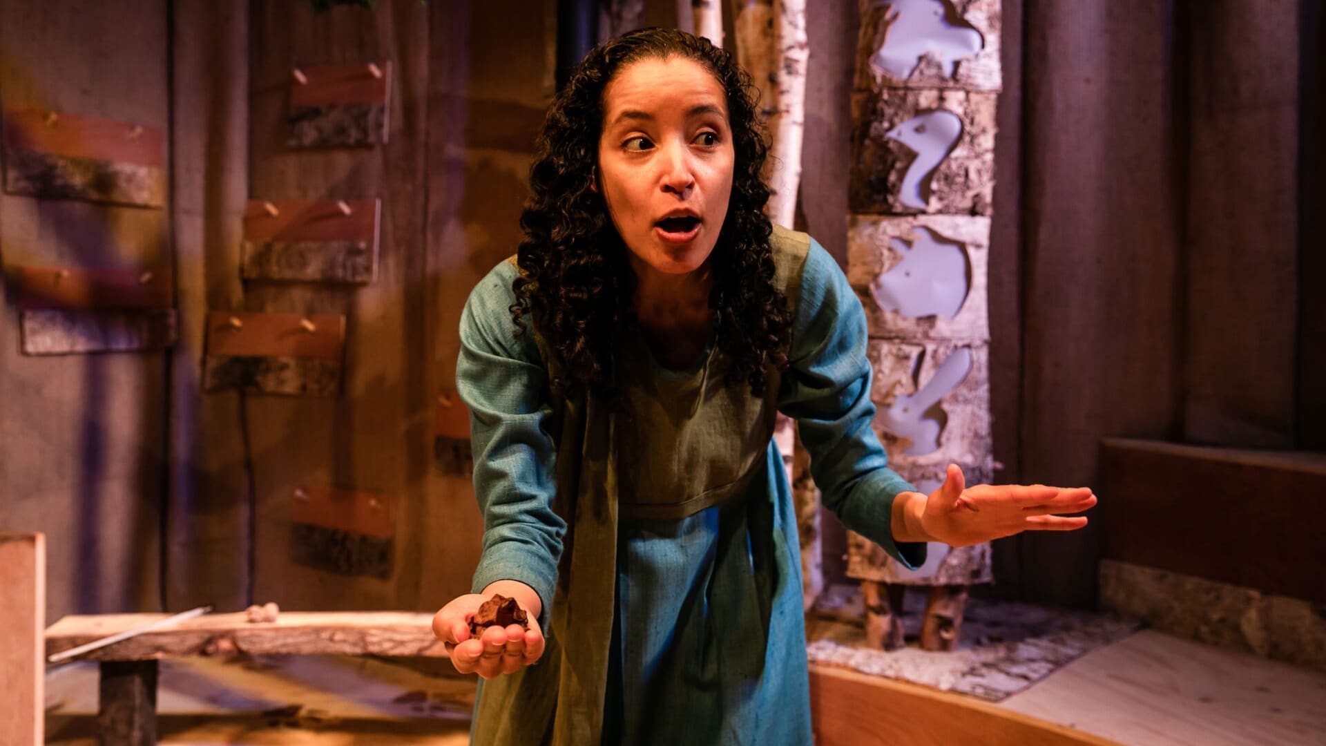 Autumn Leaves Storytelling Workshops for 3 - 4 years