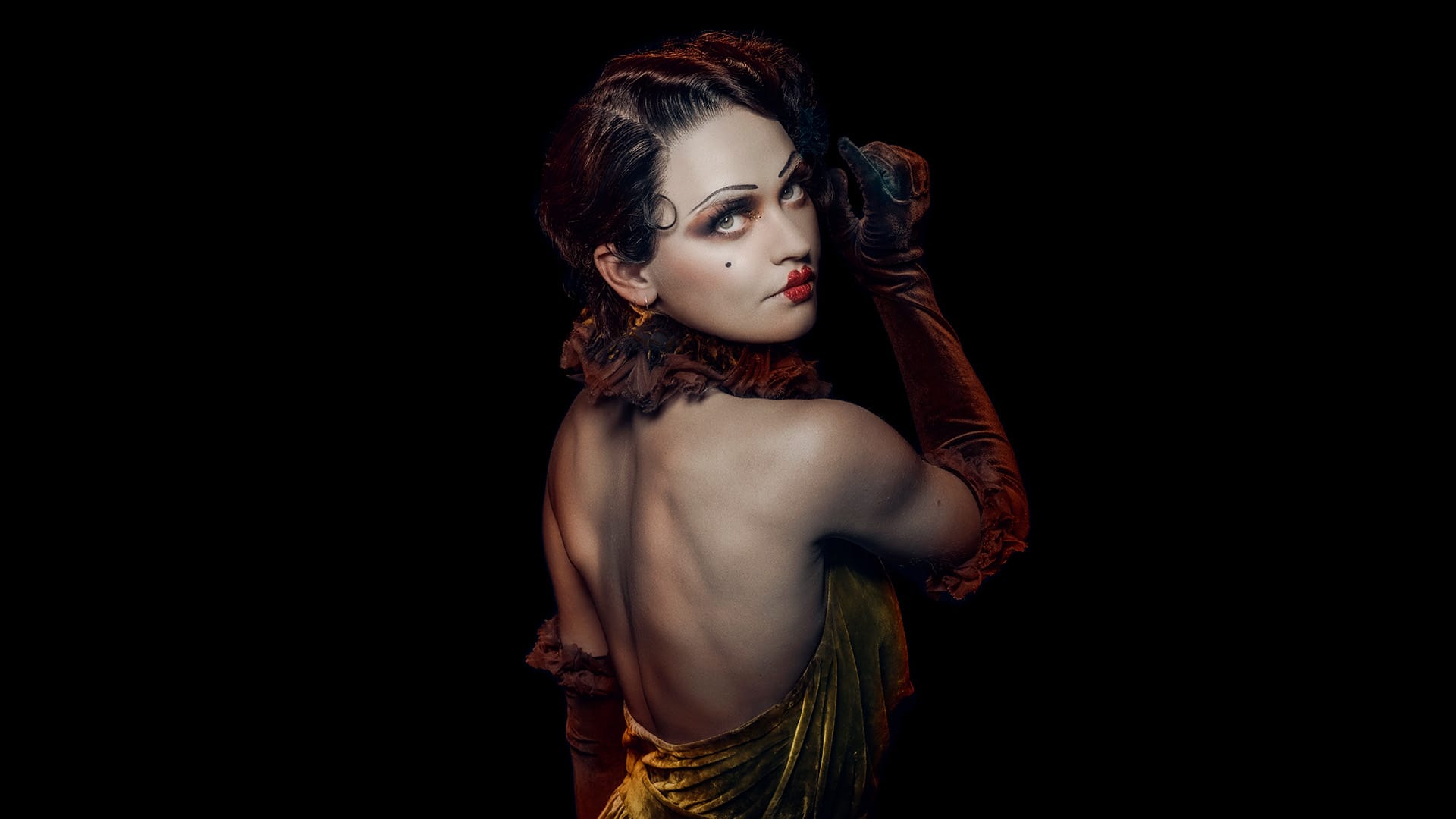 Cabaret (West End) Prod Shot