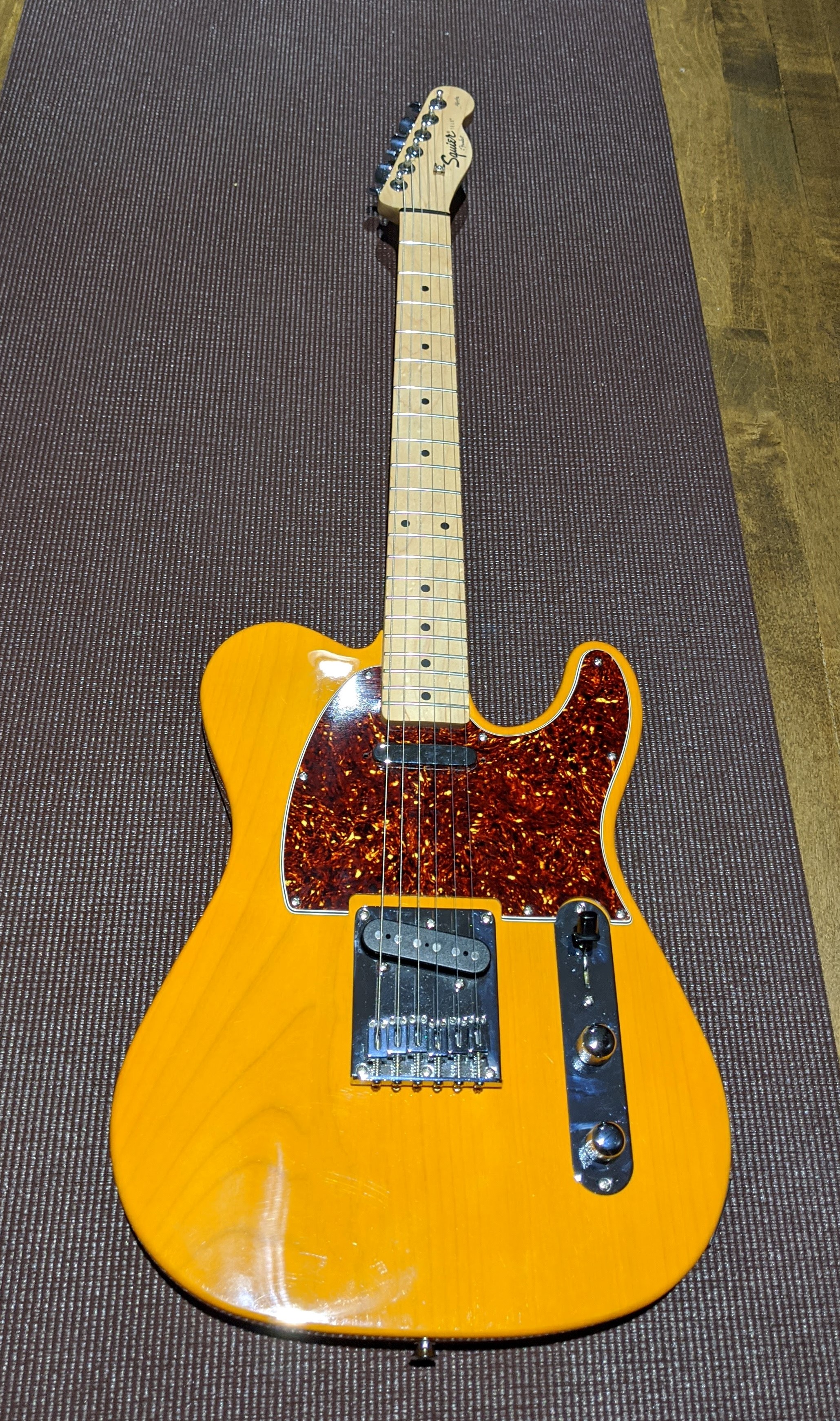Tortoise Shell Pickguard on Squier Affinity Telecaster Butterscotch Blonde