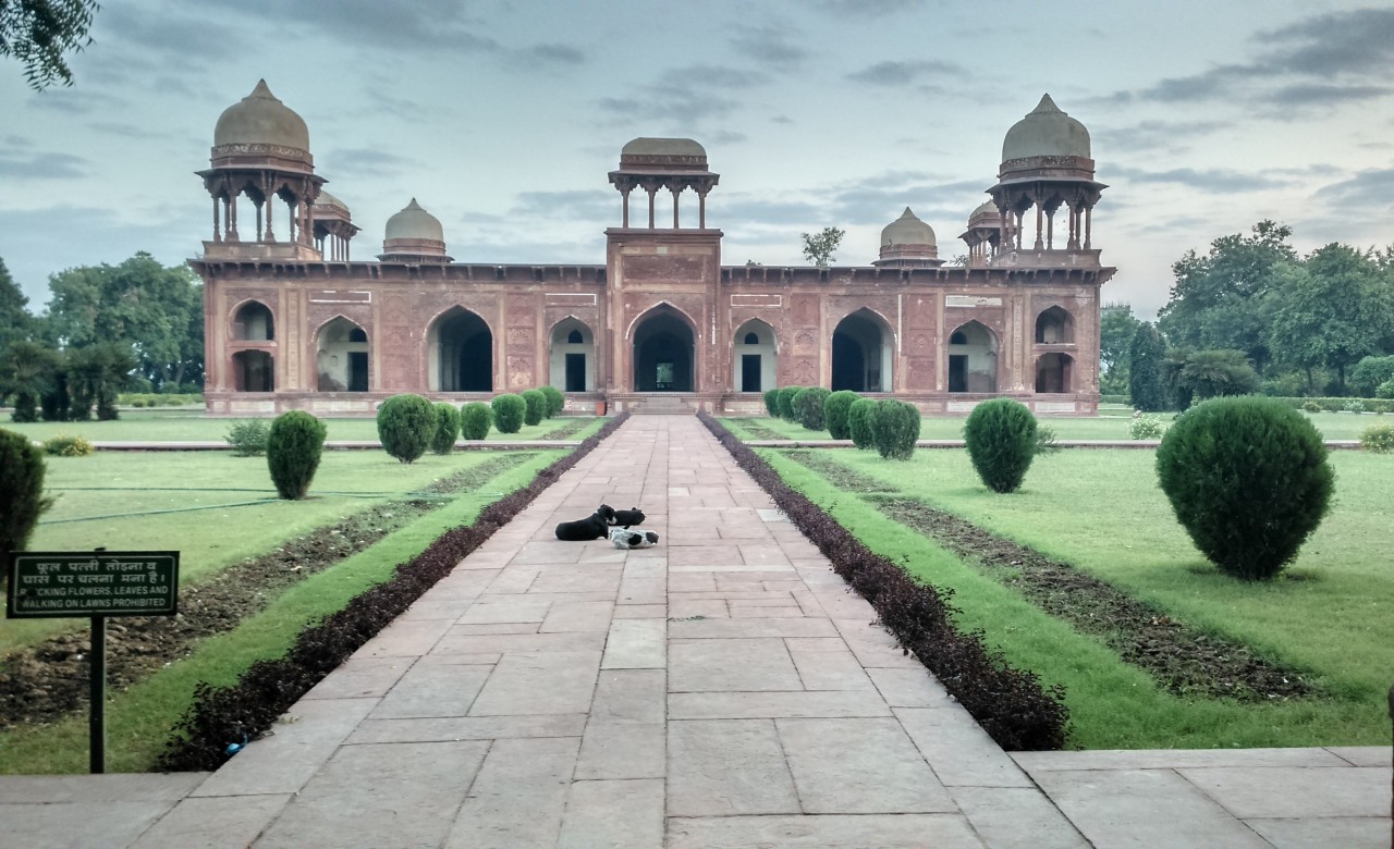 Tomb of Mariam-uz-Zamani, Agra