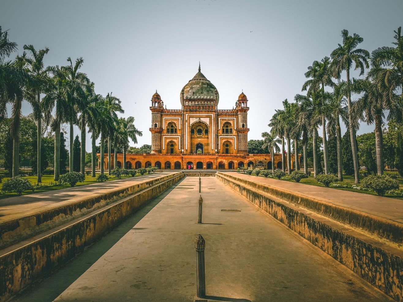 Bibi Ka Maqbara (Tomb of Rabia-ud-Daurani), Aurangabad