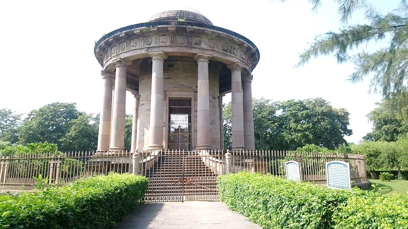 Lord Cornwallis' Tomb, Ghazipur