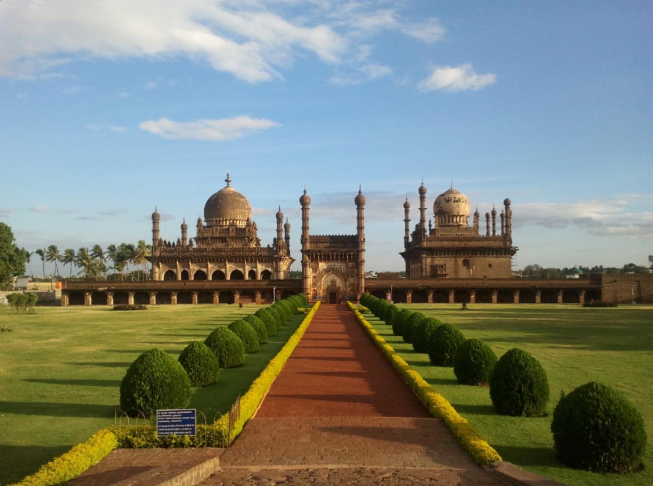 Ibrahim Rauza (Ali Rauza, Tomb of Ibrahim Adil Shah II), Vijayapura