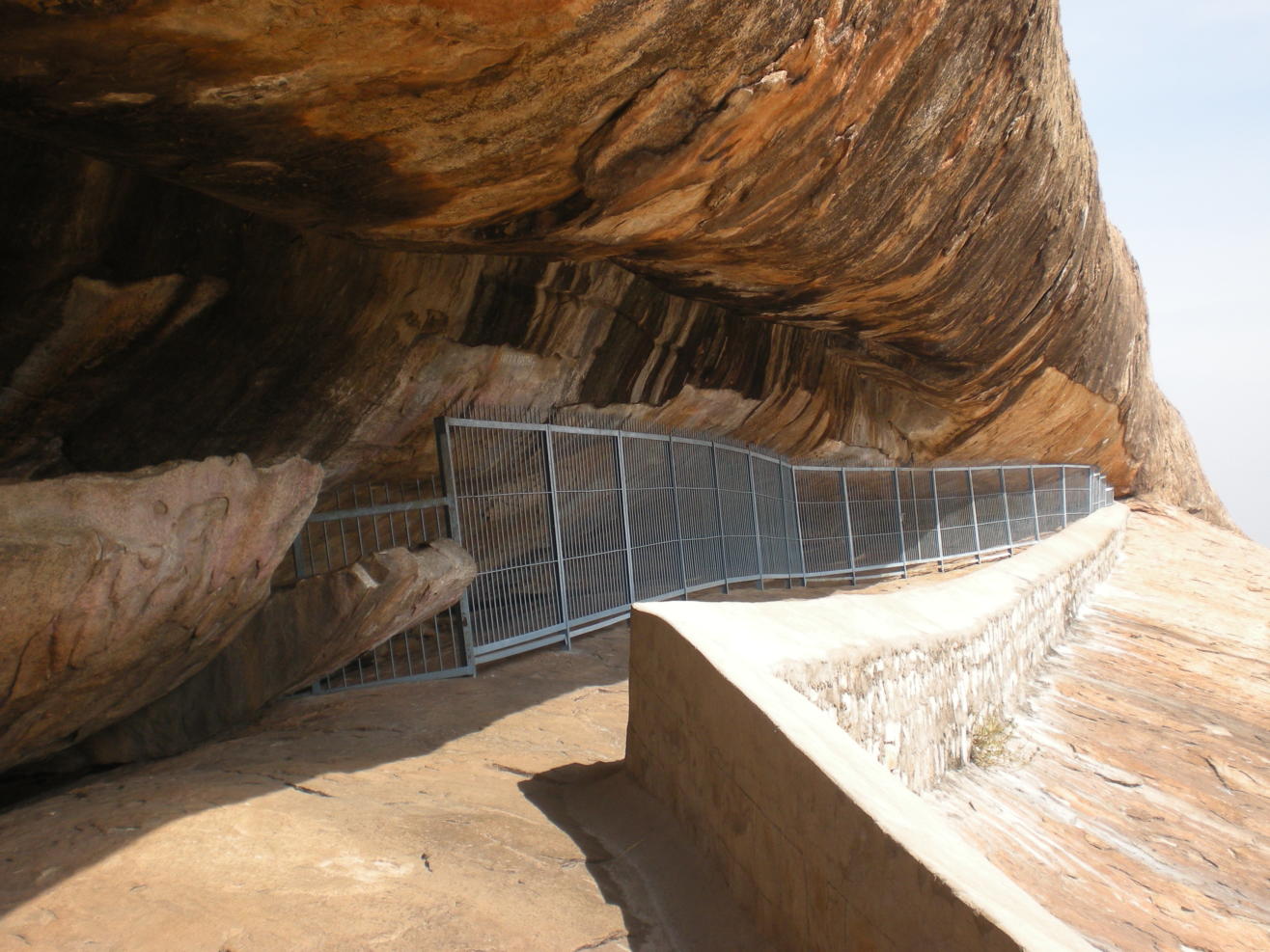 Sittanavasal Cave (Arivar Koil), Madiyanallur