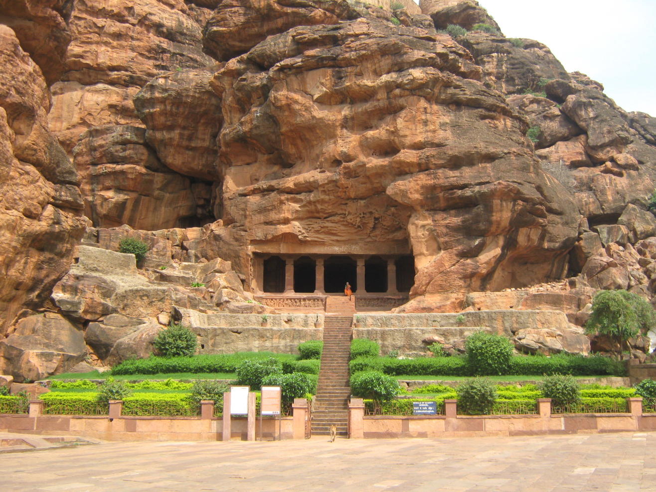 ASI Archaeological Site Museum, Badami