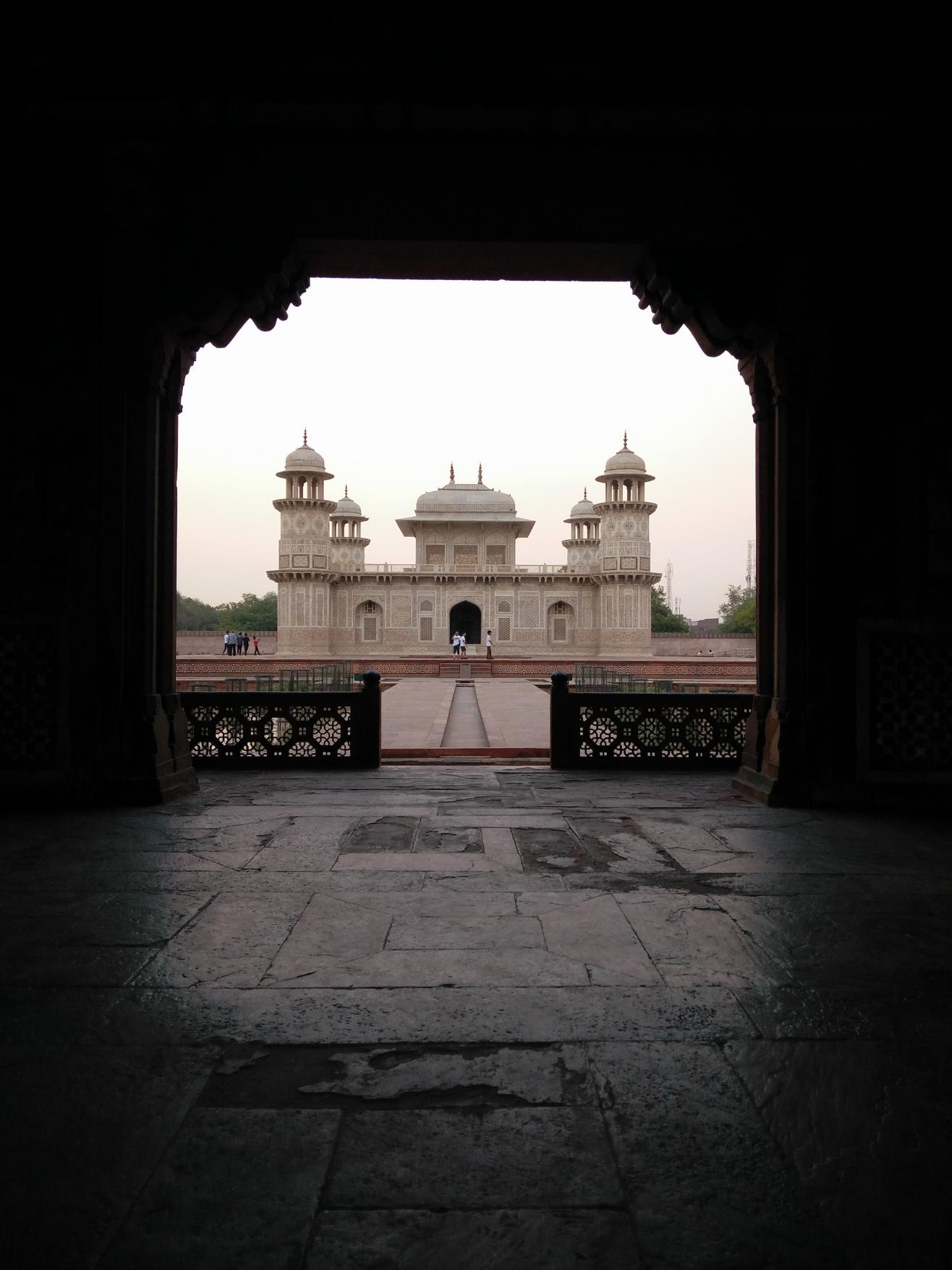 Tomb of Itmad-ud-Daula, Agra