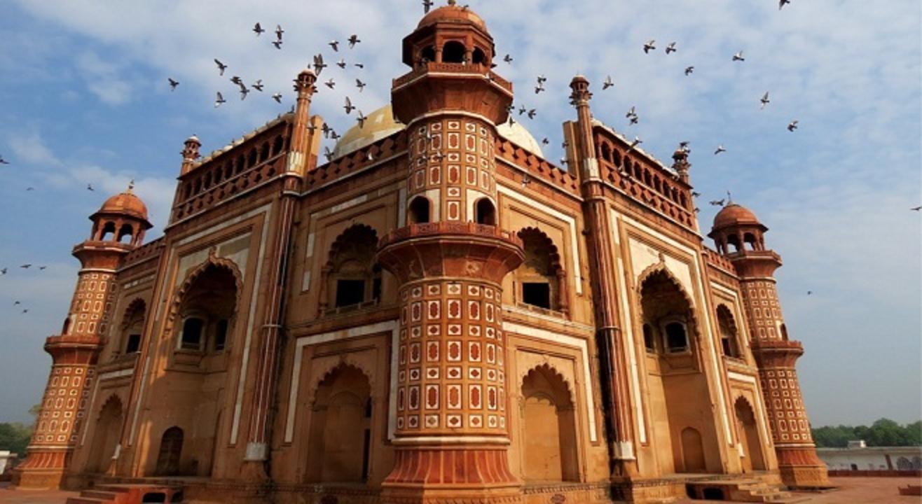 Majectic Safdarjung Tomb Tour