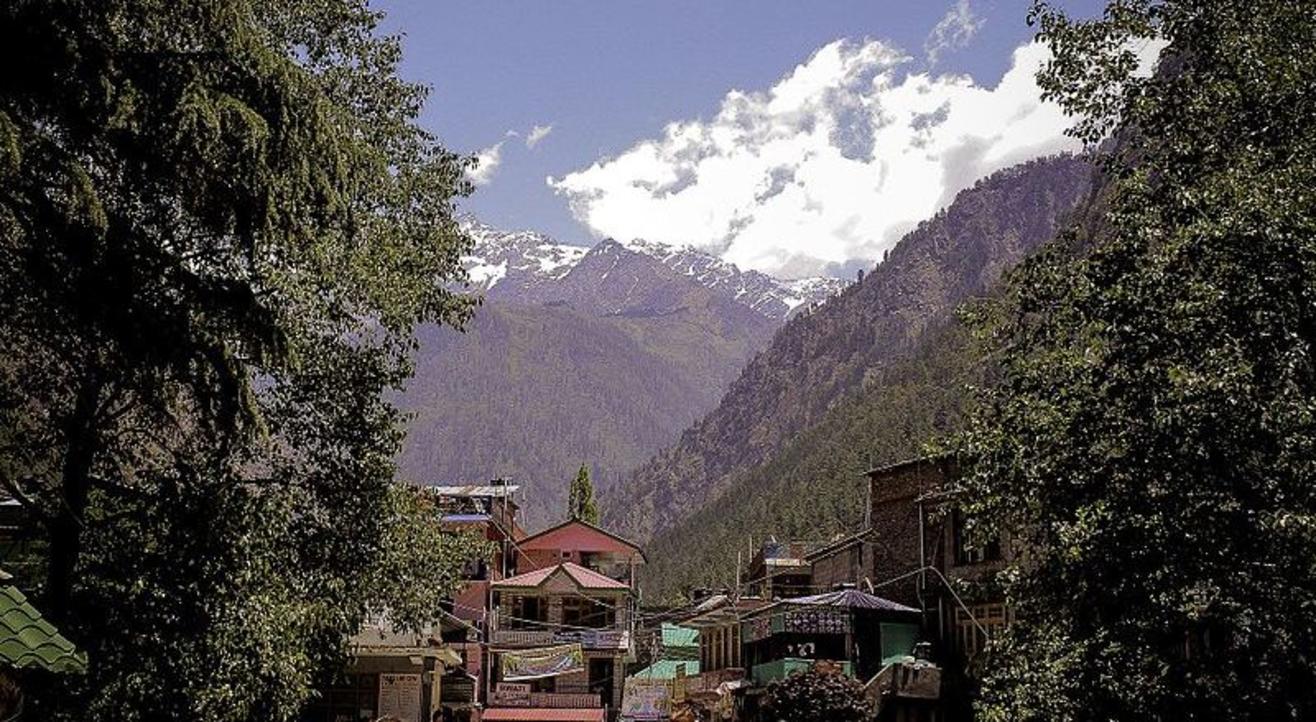 Backpacking Trek Kasol Kheerganga Tosh