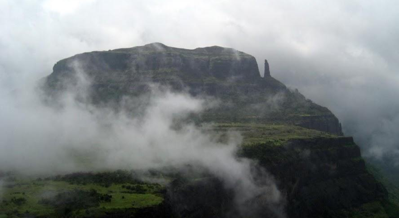 One Day Thrilling Trek To Naneghat