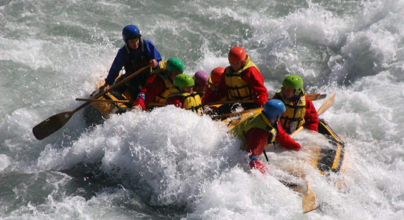 Give me m-oar! Go White Water Rafting This Monsoon from Mumbai