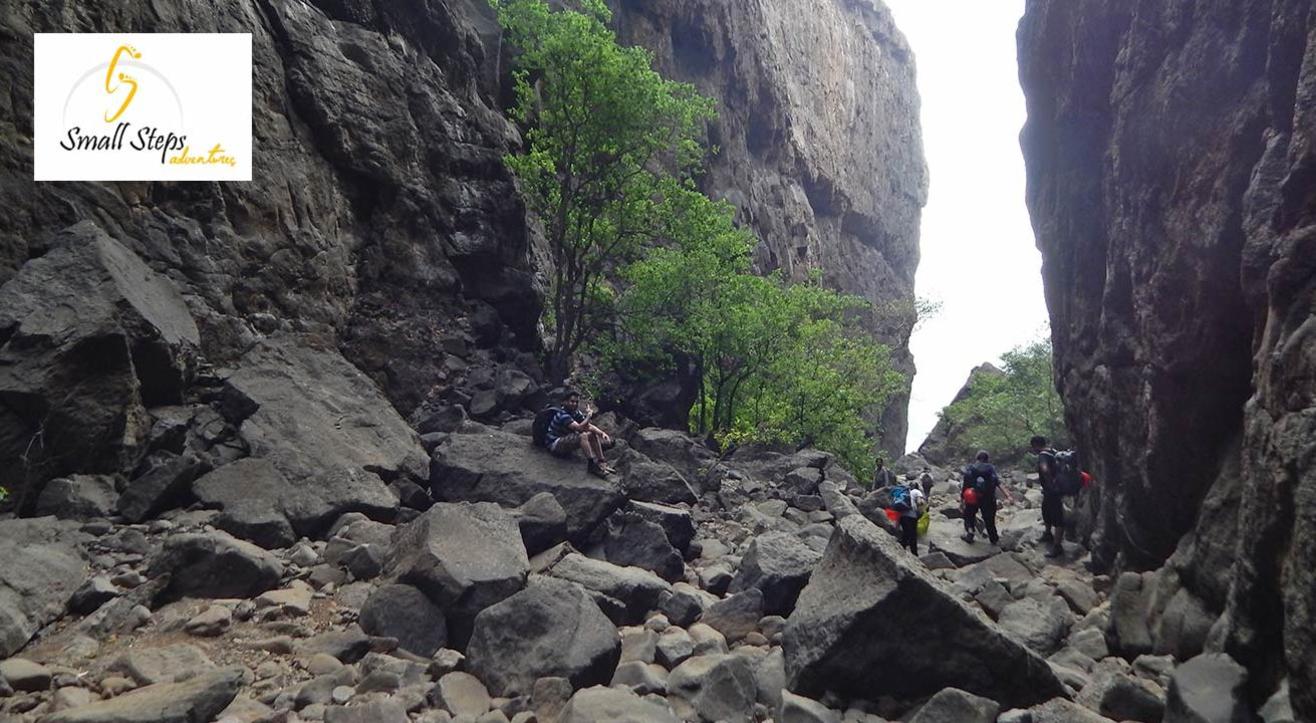 Trek to Valley of Shadow, Sandhan Valley