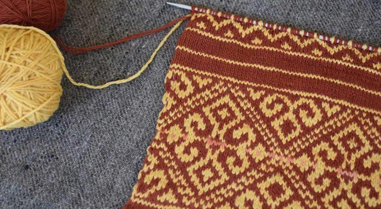 Fair Isle Knitting with Peoli