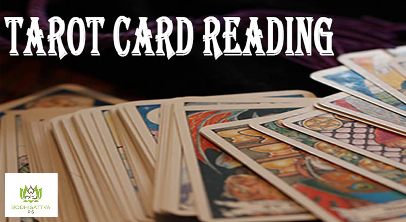 Know Your Future With Tarot Card Reading